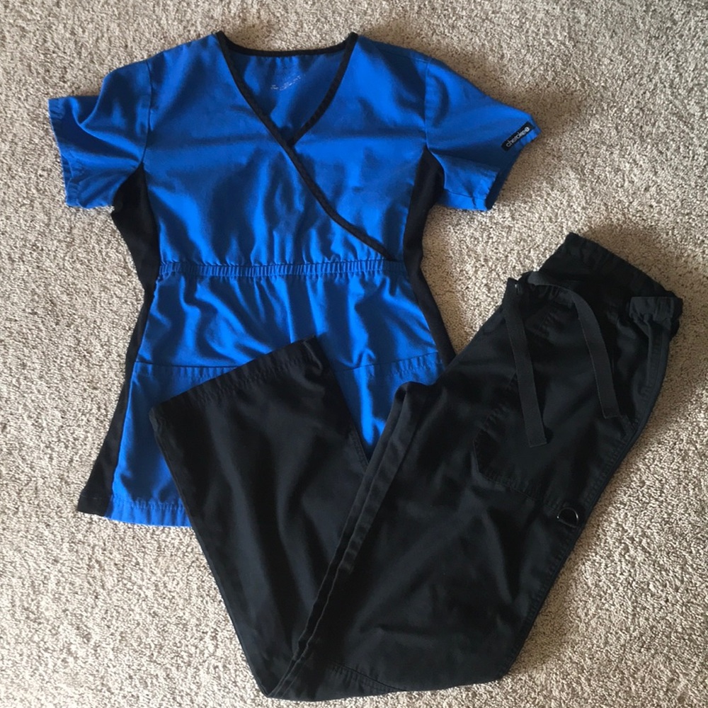 🛍 Cherokee Workwear Scrub Set